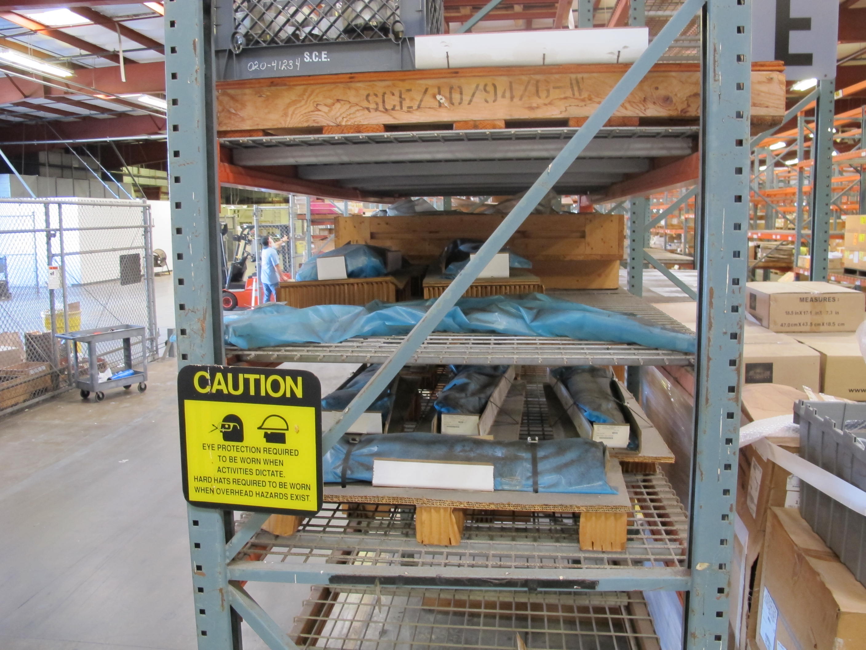 LOT TO INCLUDE BUT NOT LIMITED TO: (20) STUDS, DOUBLE ENDED TYPE, 1-1/2" SIZE, STEEL MATERIAL, INLET NOZZLE KIND, (4) SCREWS, 1-1/4" SIZE, HEX FLANGE HEAD, STEEL MATERIAL, (2) SCREW, 2" SIZE, HEX FLANGE HEAD, STEEL MATERIAL, (24) WASHERS, FLAT TYPE, 1-1/2" NOMINAL SIZE, STEEL MATERIAL, ROUND SHAPE, (14) SCREWS, 2" SIZE, HEX FLANGE HEAD, STEEL MATERIAL, (4) SCREW, 1-3/4" SIZE, HEX FLANGE HEAD, STEEL MATERIAL. LOADING & HANDLING FEE $15-4191